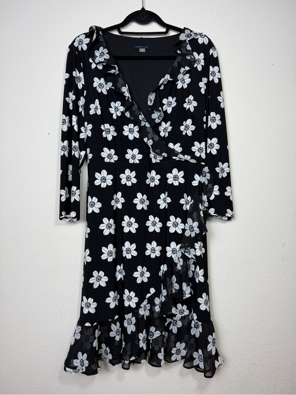 Tommy Hilfiger Floral Wrap Dress Sz 16 Black Chiffon Ruffle Flounce Midi Casual